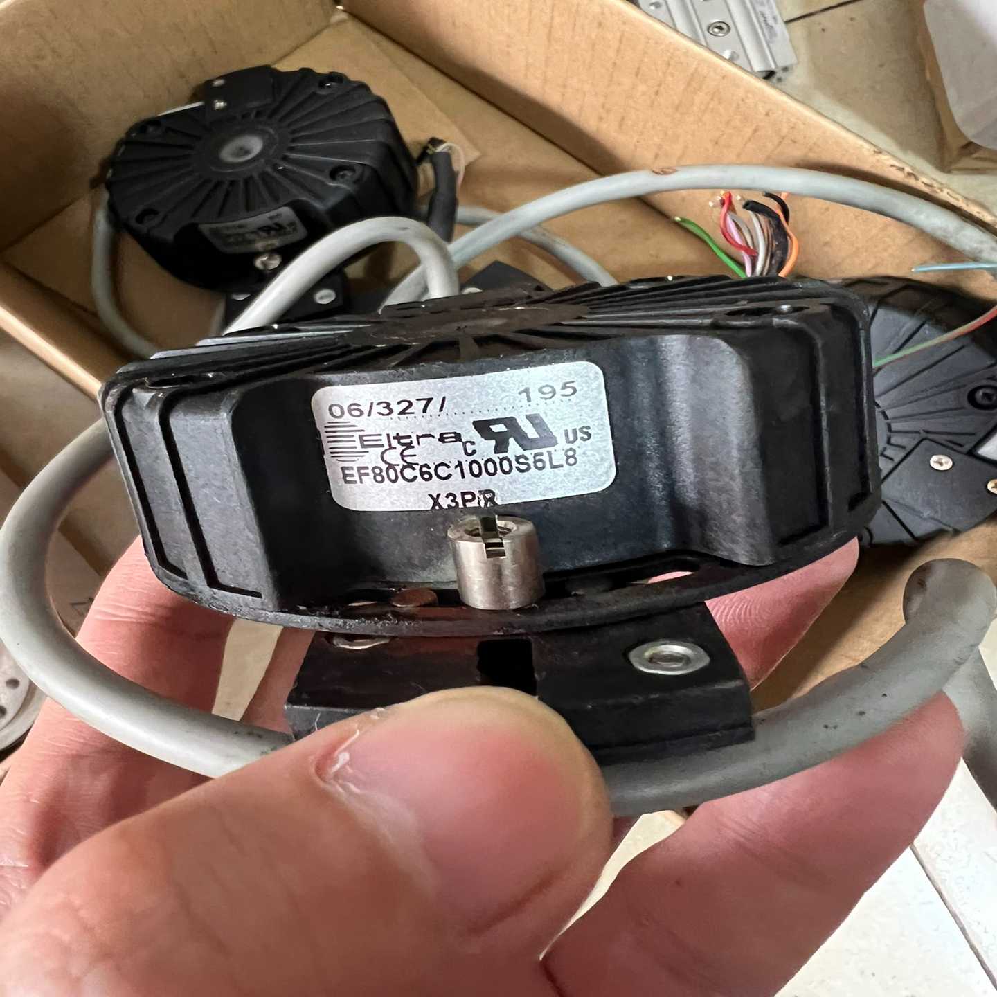 EF80C6C1000S5L8X3PR~询价