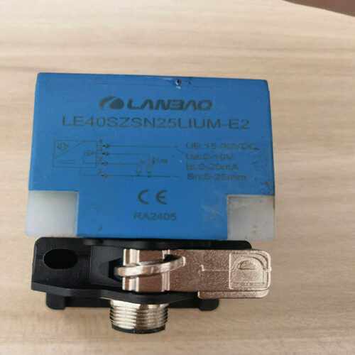 咨询-兰宝电磁传感器LE40SZSN25LIUM一E2.实物图拍摄