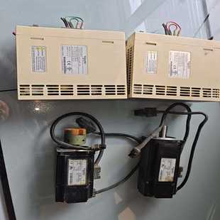 拆机施耐德驱动器型号：LXM23CU02M3X 电机BCH0