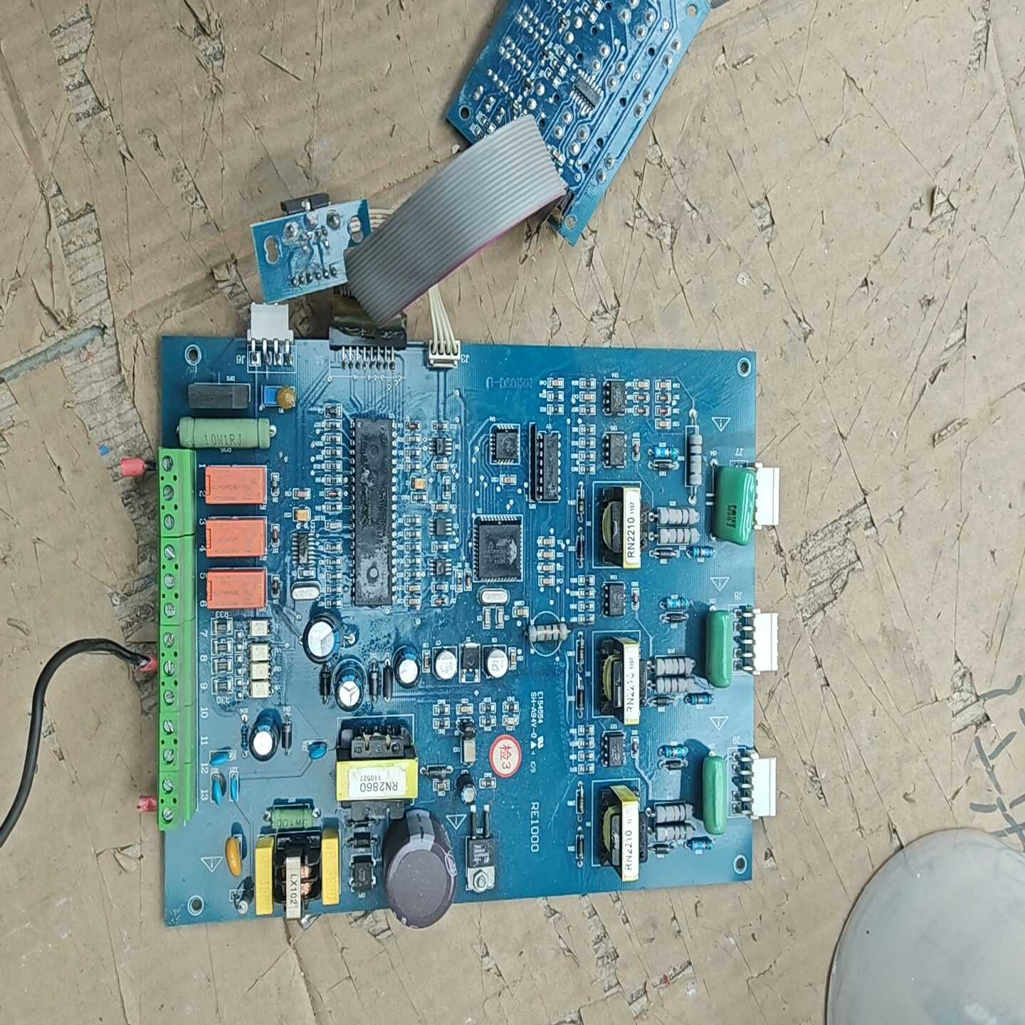 议价雷软启动驱动板