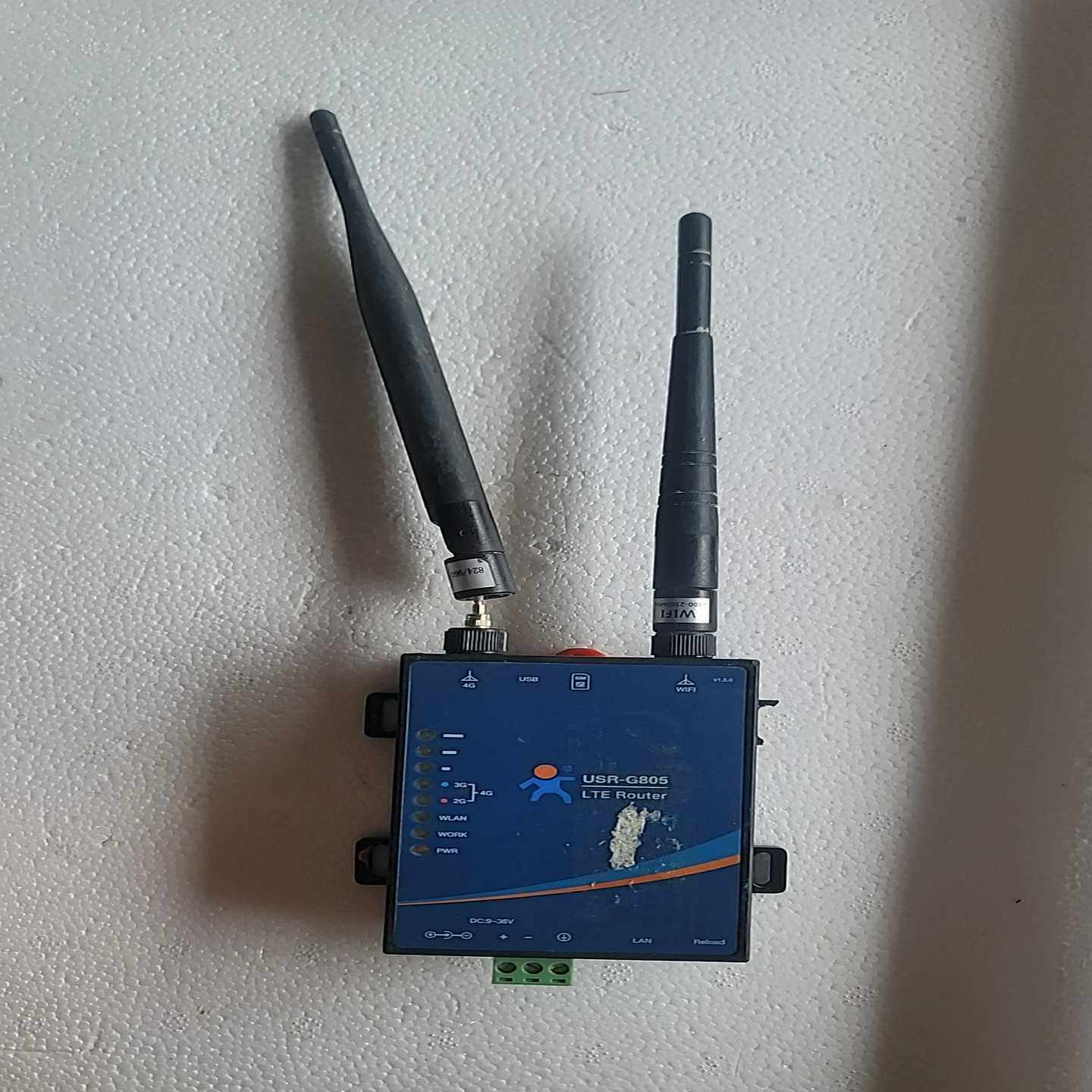 有人USR-G805,4G工业路由器功能完好带天线电源适配器--议价商品