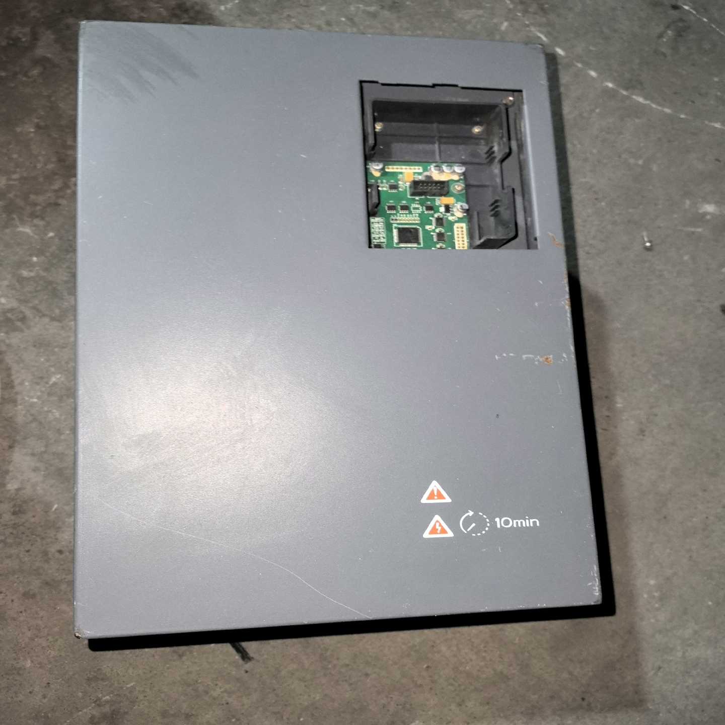 三晶变频器  功能 安装脚变形 VM1000-4（子云设备）