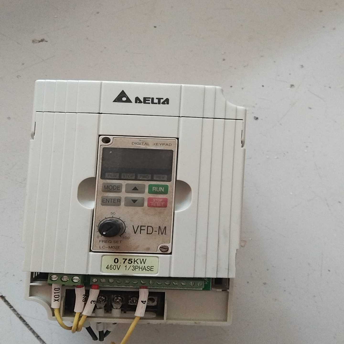 台达0.75kwVFD007M43B无修，工作正询价