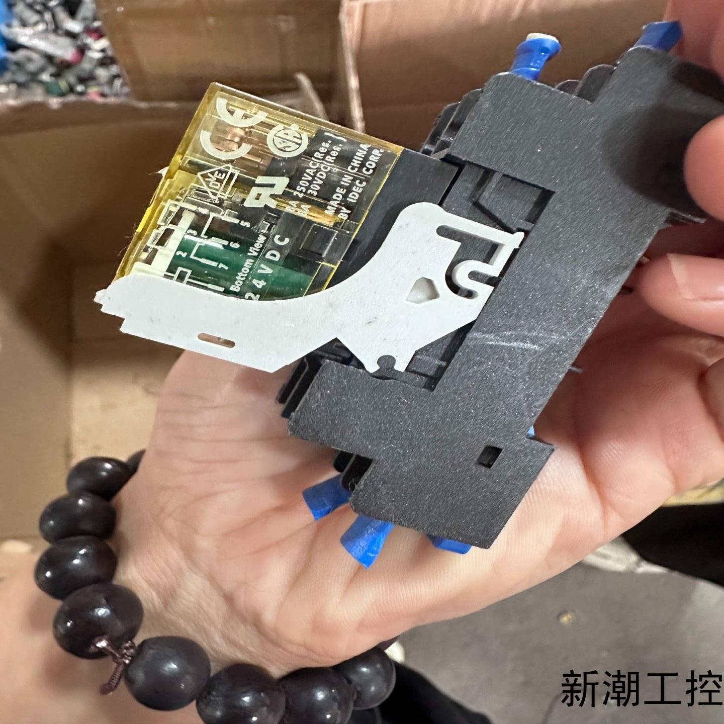 IDEC和泉继电器sj2s-05B议价商品