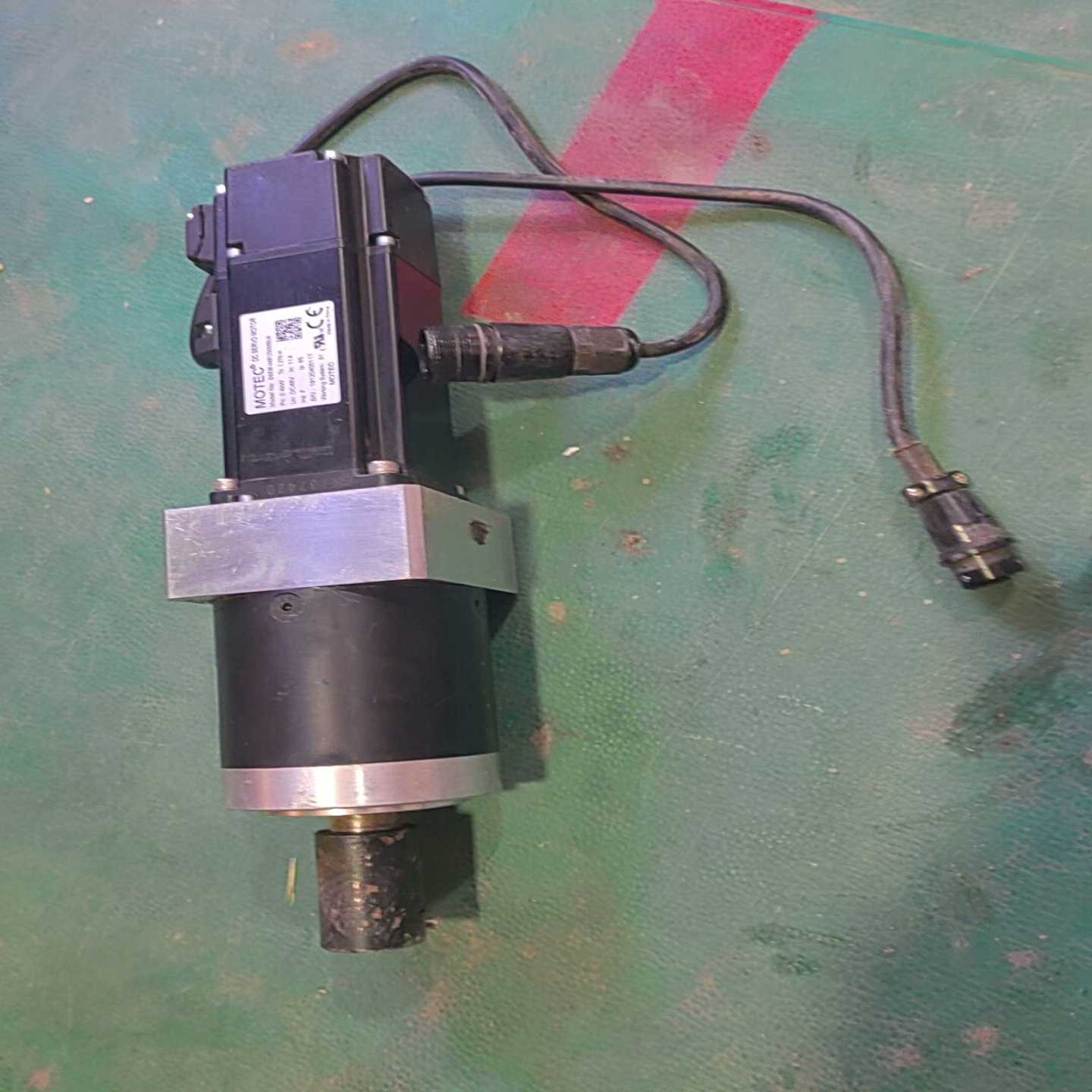 议价MOTEC伺服电机：DSEM-V481230S60LN，拆机