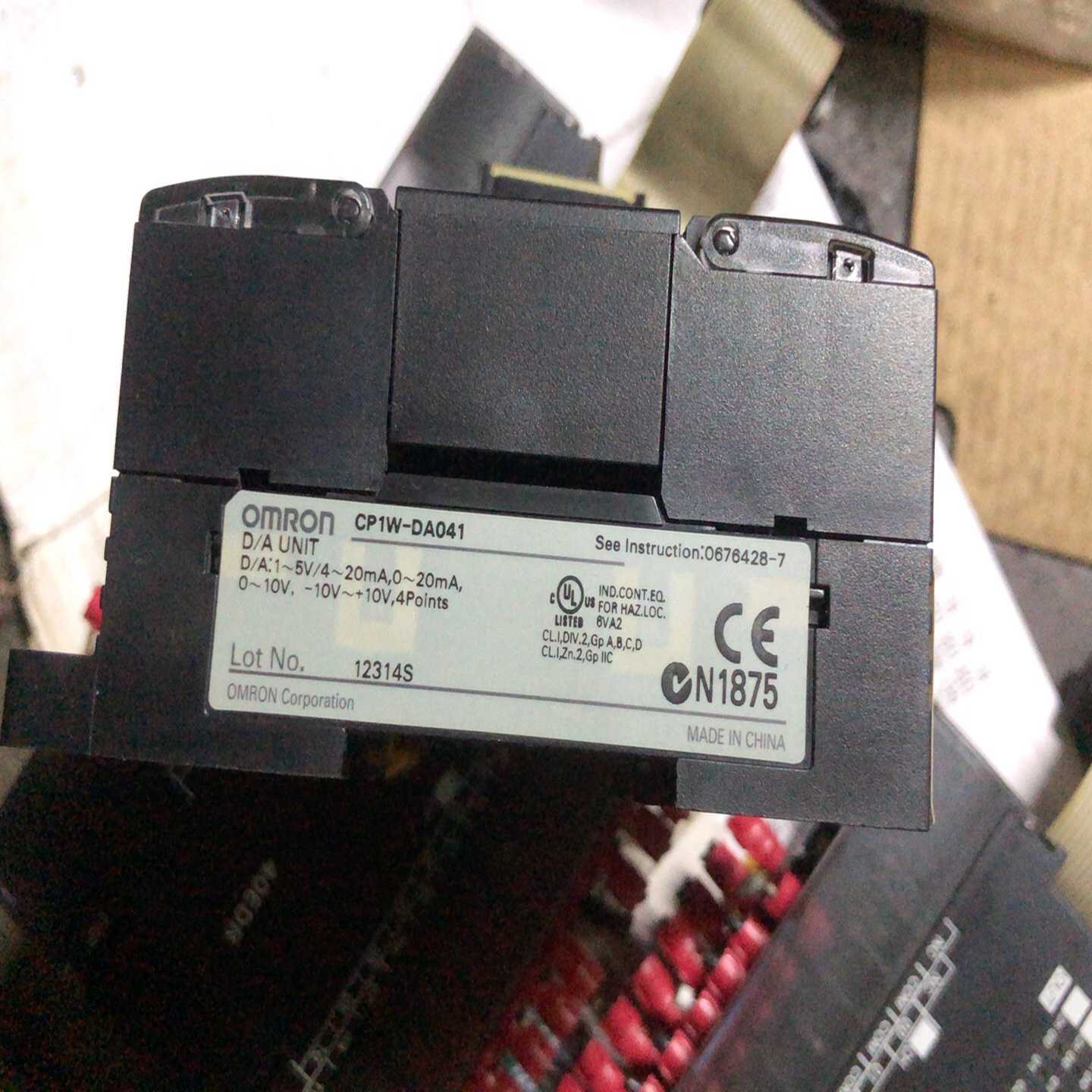 【议价】plc模拟量模块cp1w-da041,,外观