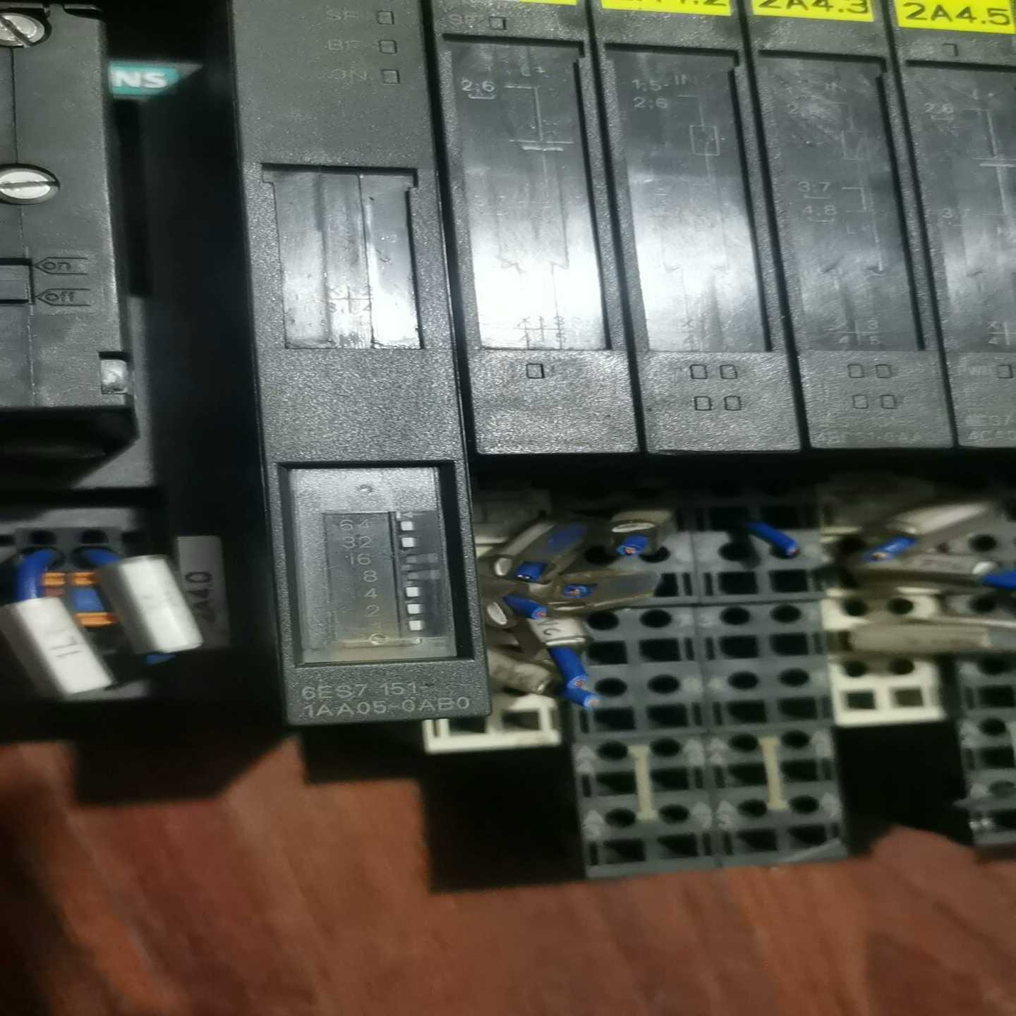 议价西门子PLC6ES7151-1AA05-0AB0