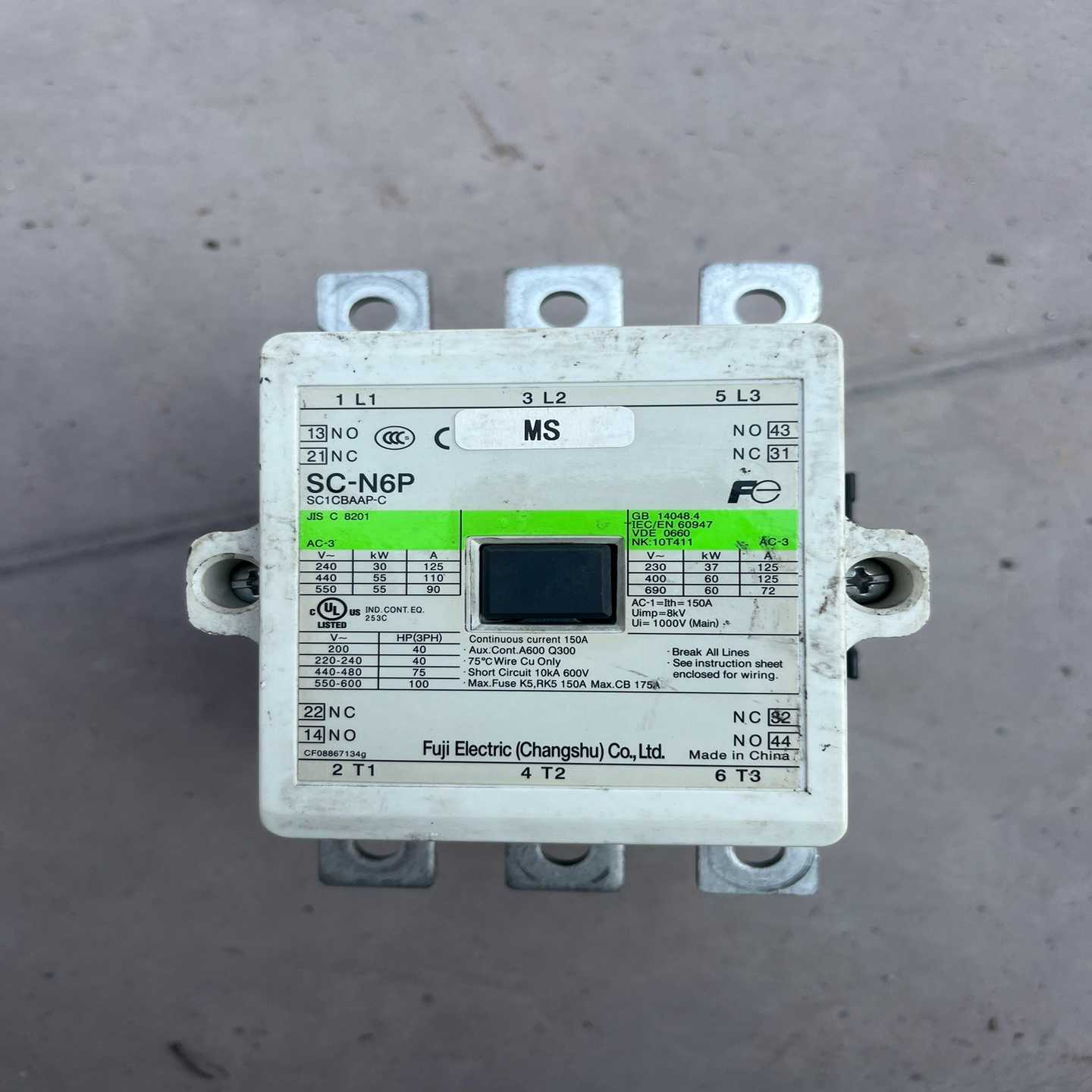 交流接触器LC1F500M7 各种规格线圈电压可更换；议价