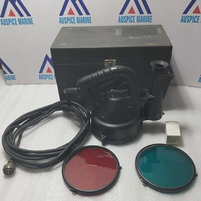 Lampe De Signalisation  Longue Porte Aldis Marque X  TESTE O