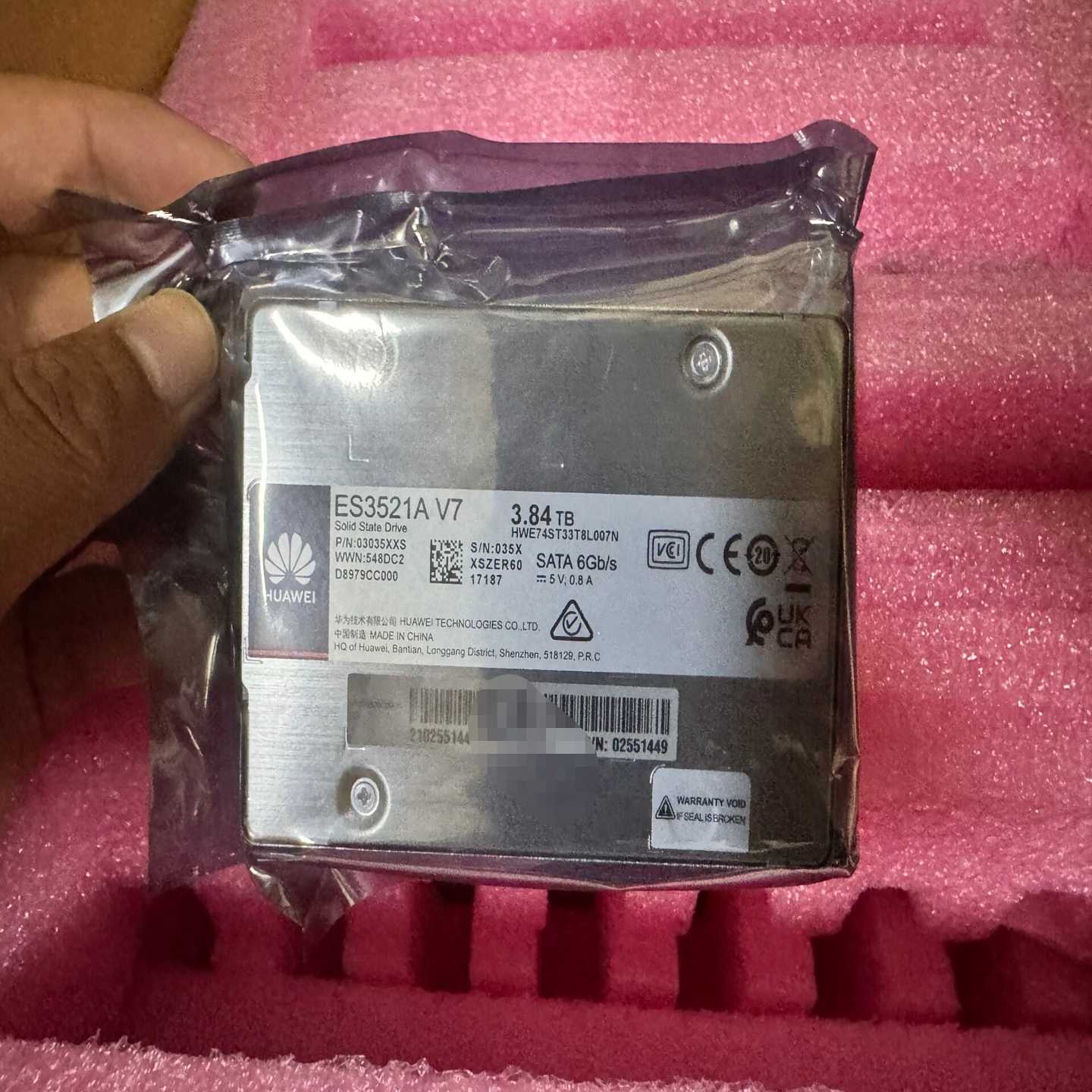 ES3521AV7固态硬盘-3.84TB-SATA6Gb--议价商品