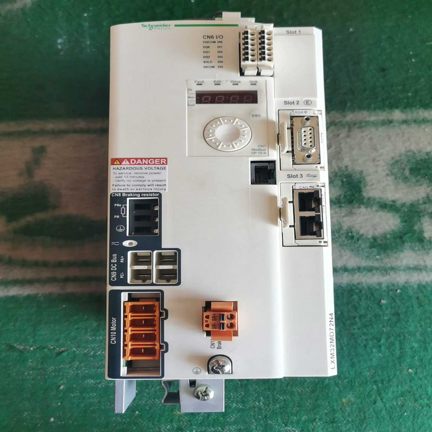 【议价】LXM32MD72N4驱动器