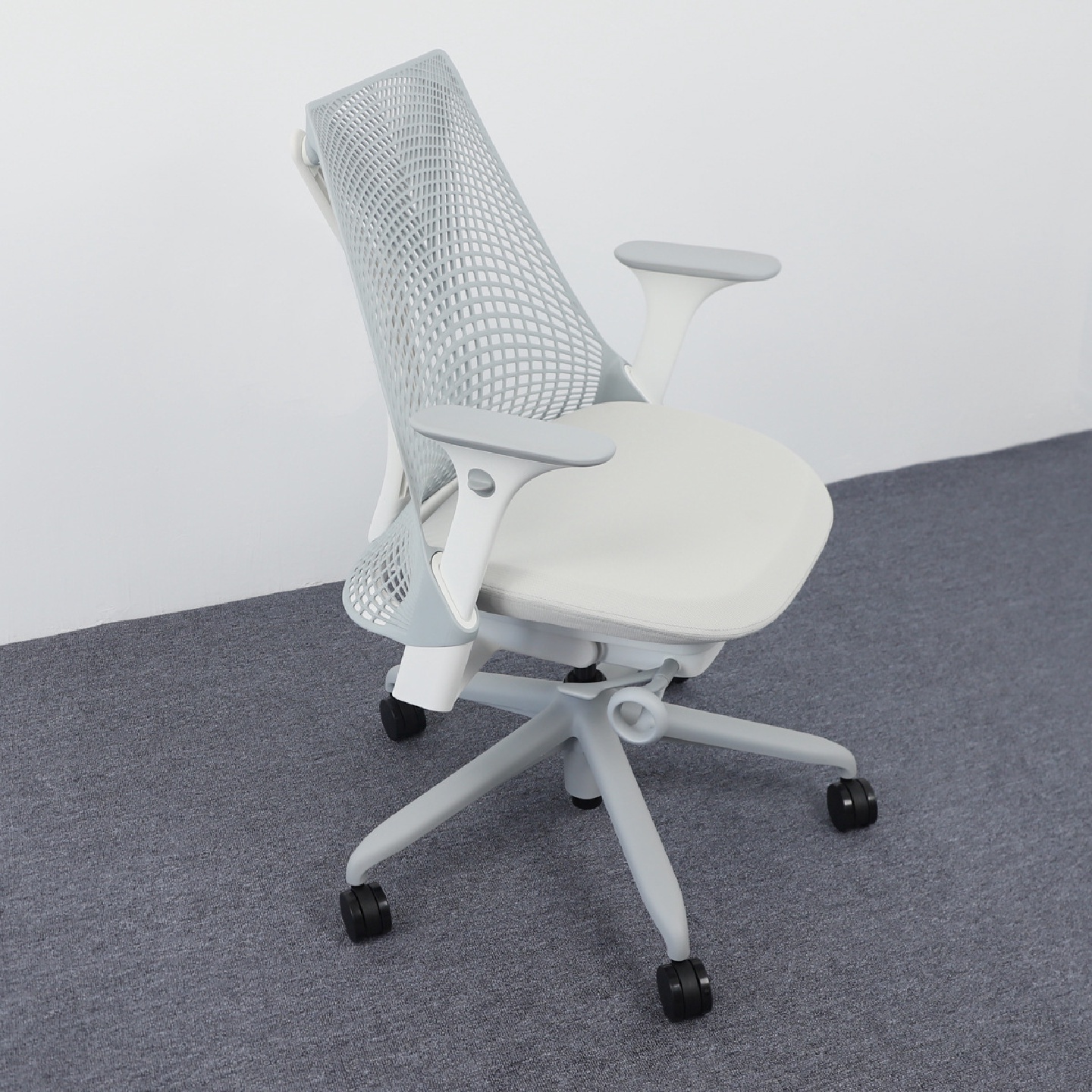 赫曼米勒sayl人体工学椅家用护腰电脑椅学习椅办公椅hermanmiller