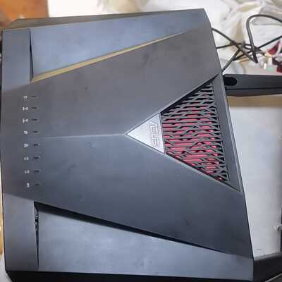 华硕RT-AC88U无线 线路由器，AC3100双频千兆款，型号~议价