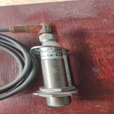 西克UM18-51111超声波传感器货号6028965现--议价商品