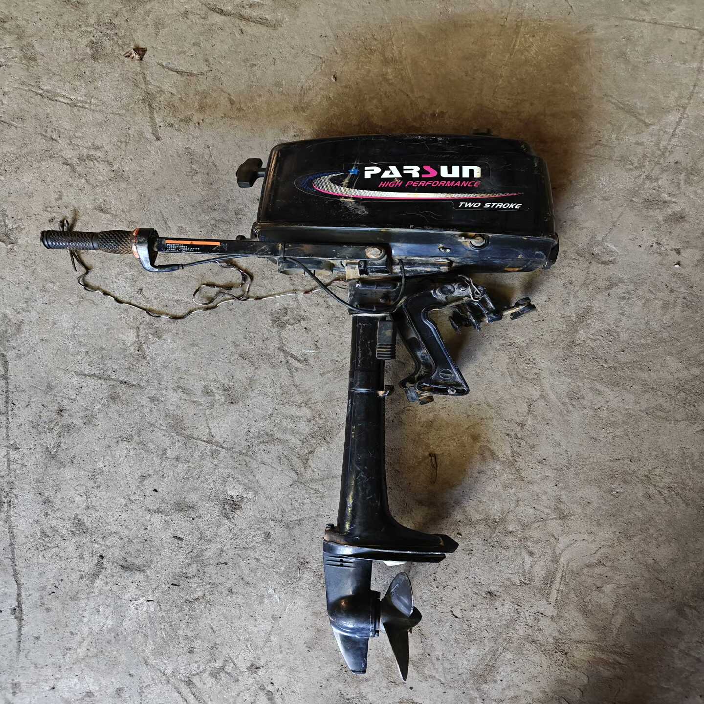 询价.5匹马力船桨，图片实物拍摄，自理，需要的联系