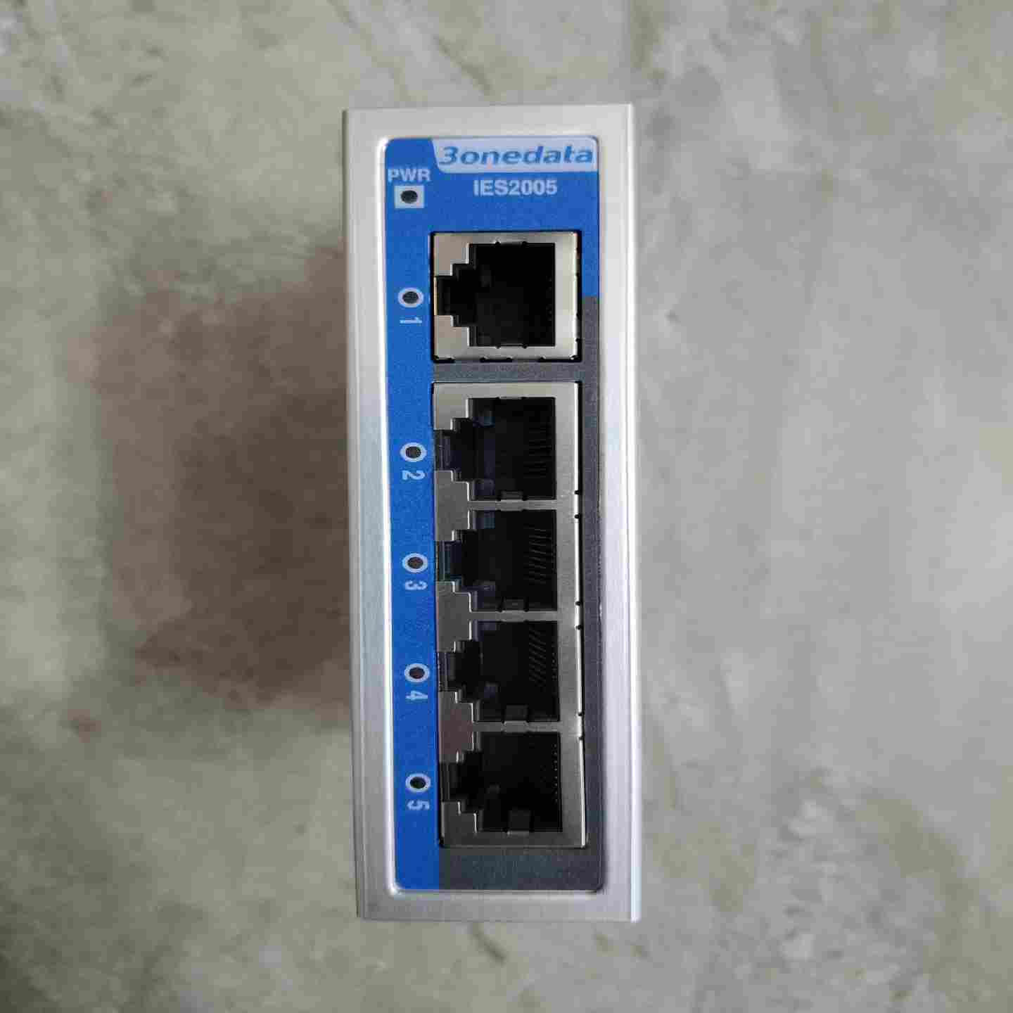 议价3onedata交换机，型号IES2005，成色如图，99新维修/现W货