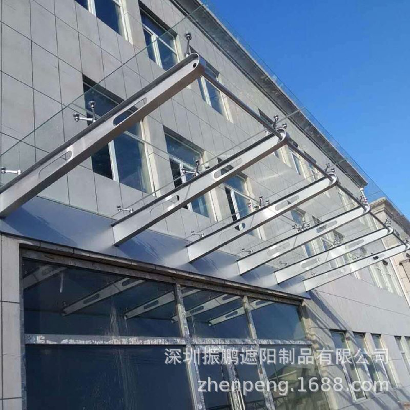 现货直供铝单板玻璃雨棚配件异型H钢悬挑梁办公室户外玻璃雨棚安