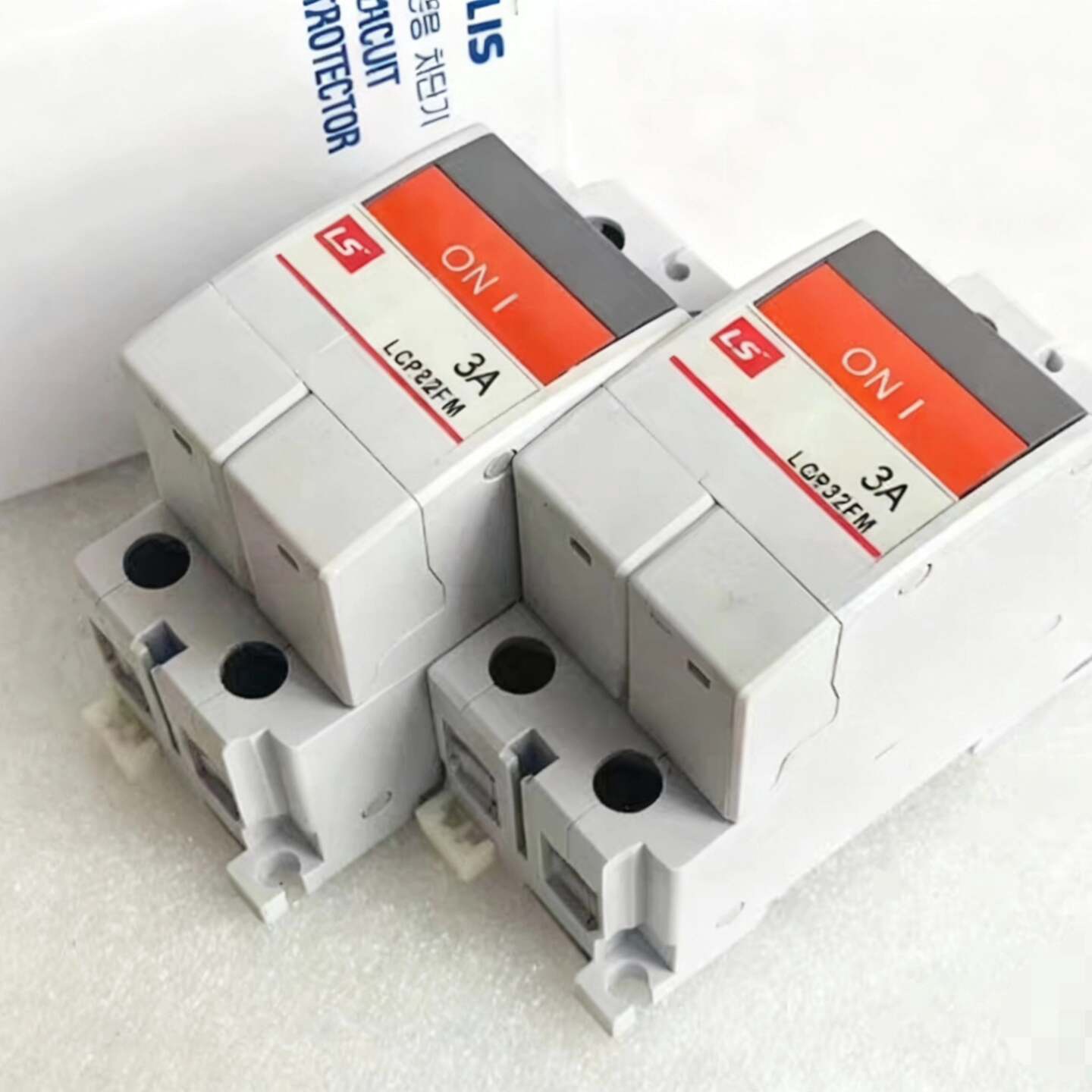 议价新款产电断路器LCP32FM1A2A3A5议价