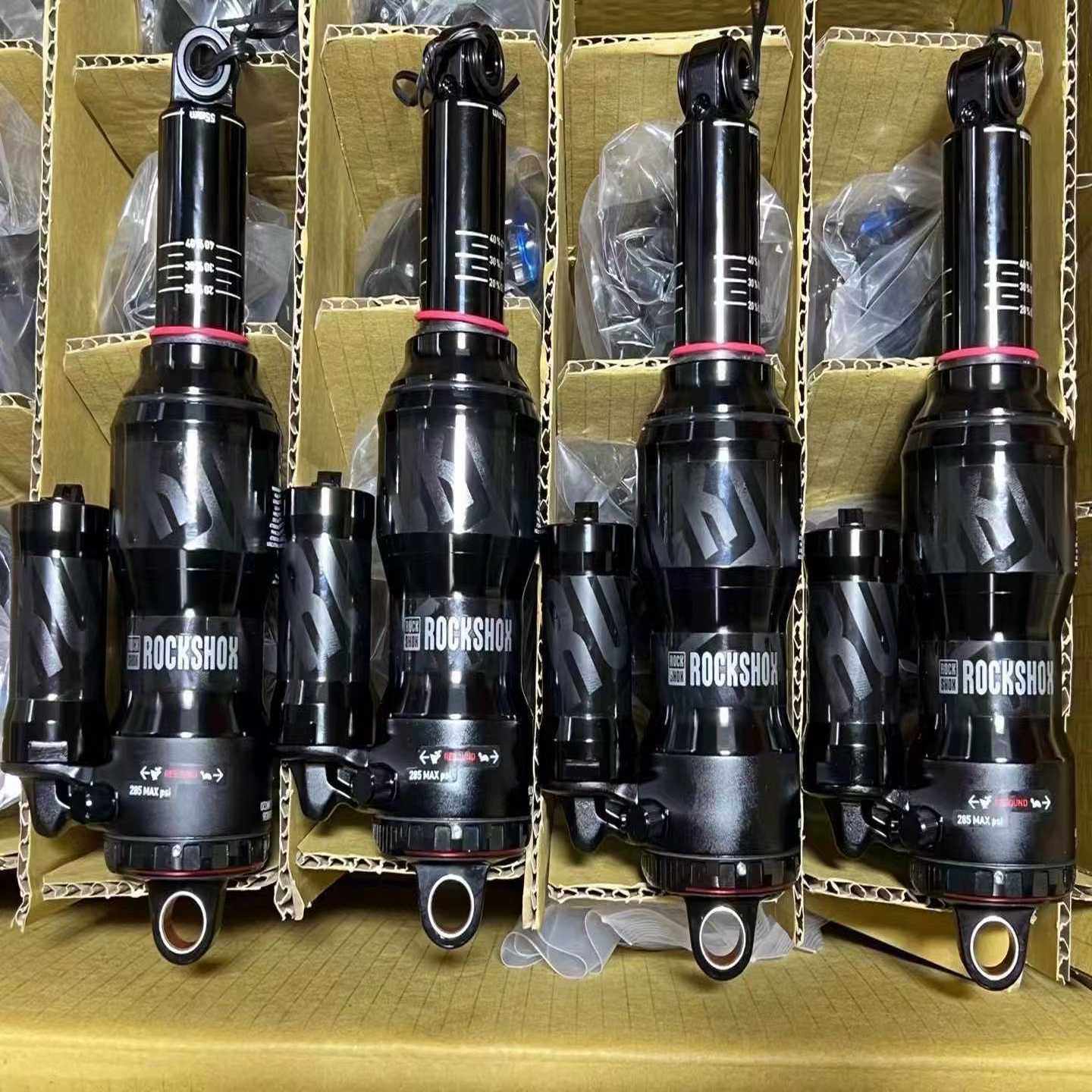 210x55后胆RockShoxSUPERdeluxe--议价商品