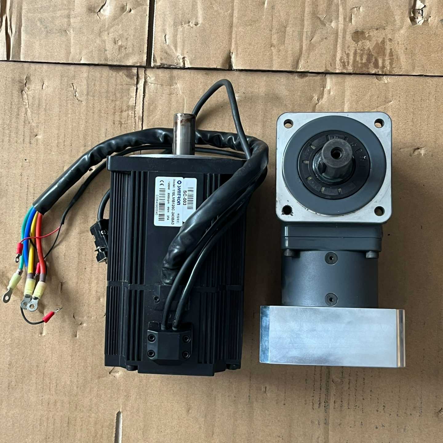 森创1.2KW私服电机110LMB120C-243BA3中--议价商品