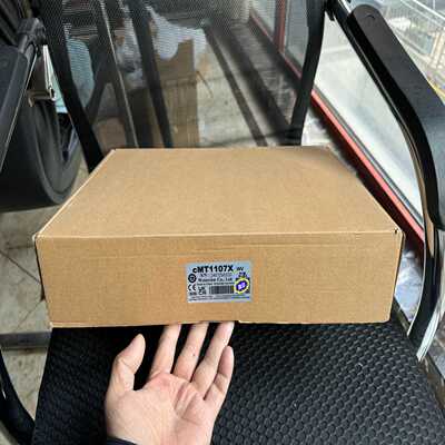 【议价】威伦通触摸屏CMT1107X未上过机两码适用