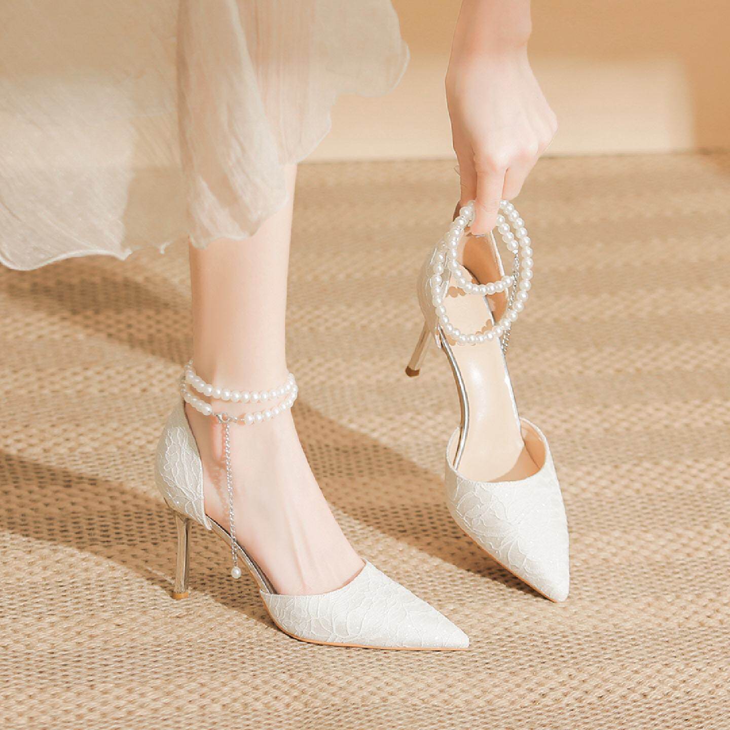 高跟鞋女款细跟2026新款夏季尖头婚鞋新娘鞋法式单鞋绝美包头凉鞋