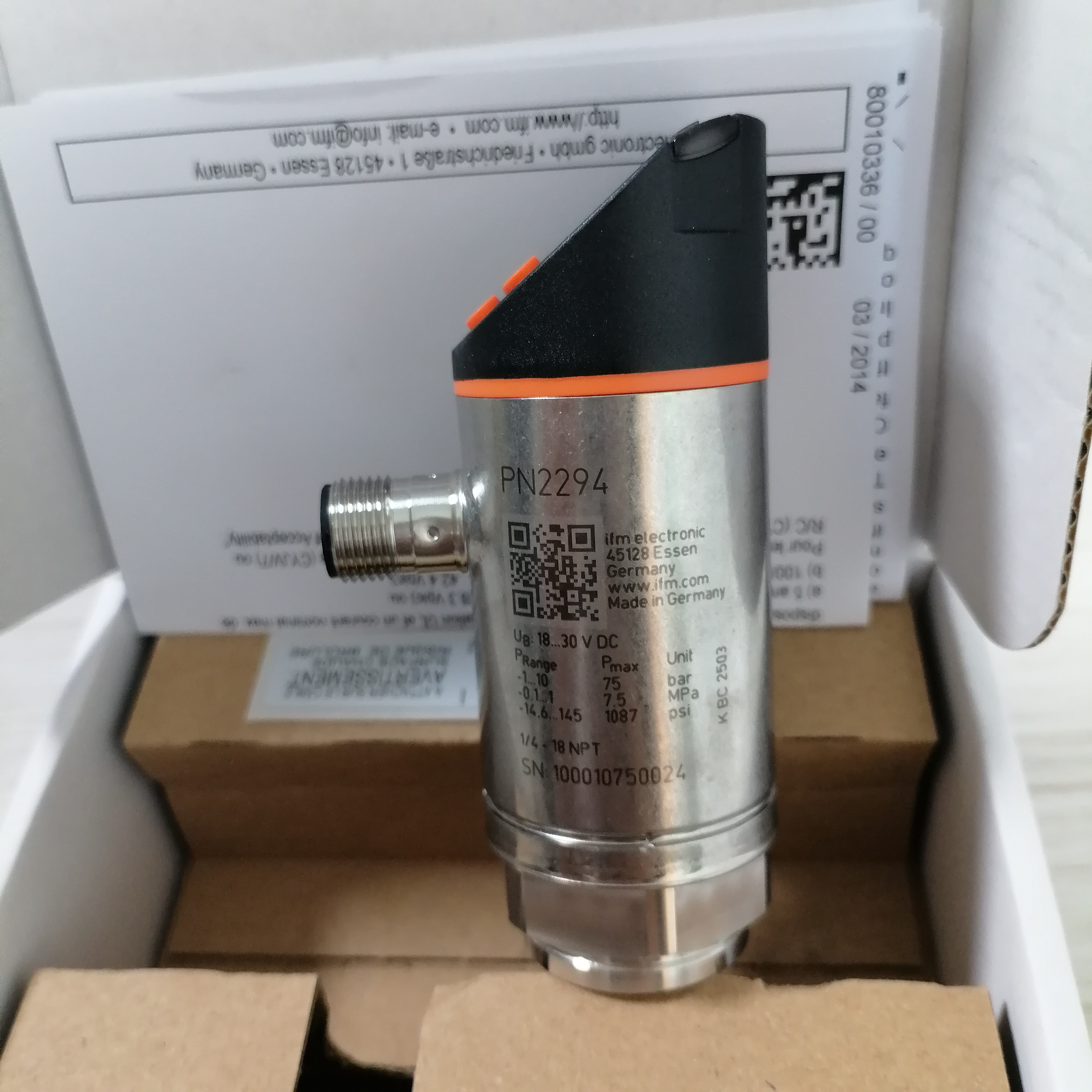 售前询价IFM德国PN2294 PN3004 PN3001 PN3003 压力感测器原装