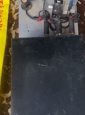 议价SUPNOVA电池管理器，带数显电压表，功能正常！实物拍摄，