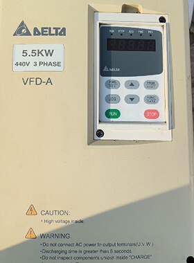 寻I台达VFD055A43B变频器5.5KW三相380V拆机