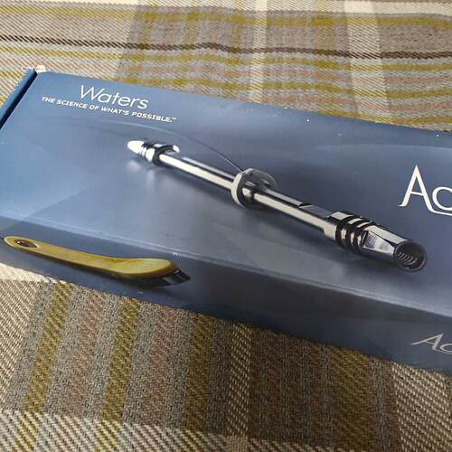 议价全新waters色谱柱186002878，ACQUITY U