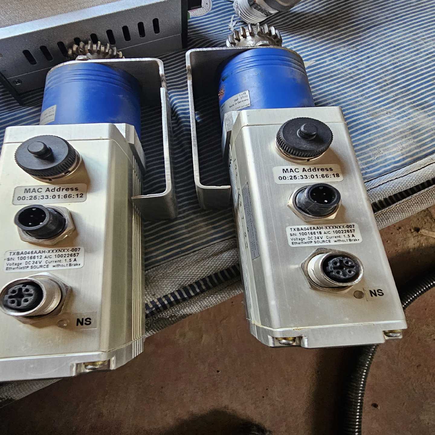 询价~Type : TRSA046AAH-XXXN10-007-L