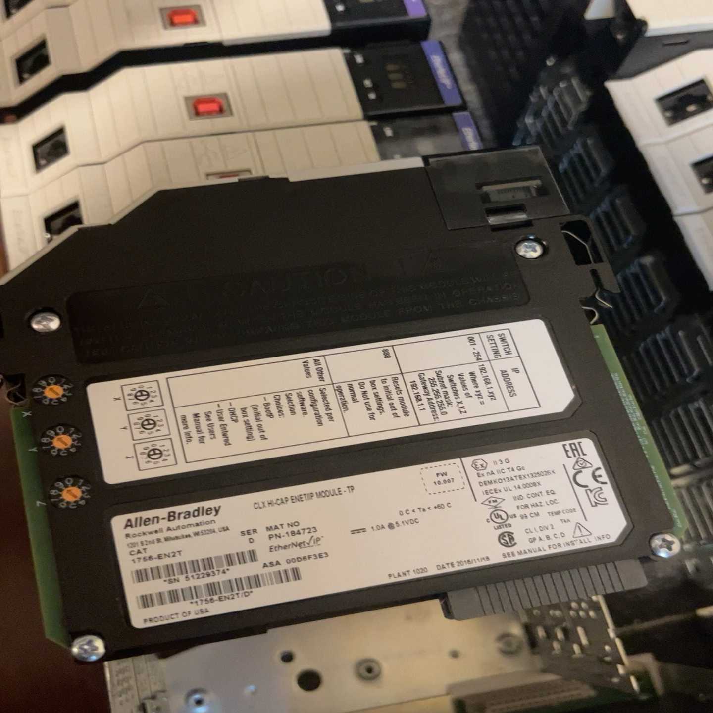 询价安川伺服驱动器0.75KW，安川SGDV-5R5A01A