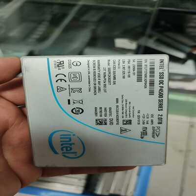 出现货110个英特尔U.2P45002tbssd--议价商品