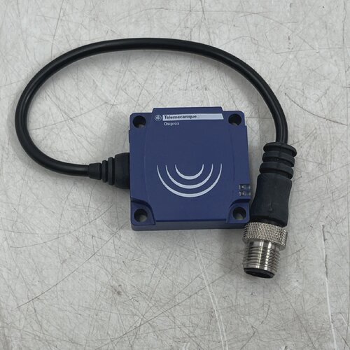 TELEMECANIQUE XS8C1A1PAL01M12 INDUCTIVE PROXIMITY SENSOR NEW