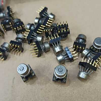 询价~德国 拆AMP9927AT金封单运放 升级OPA62