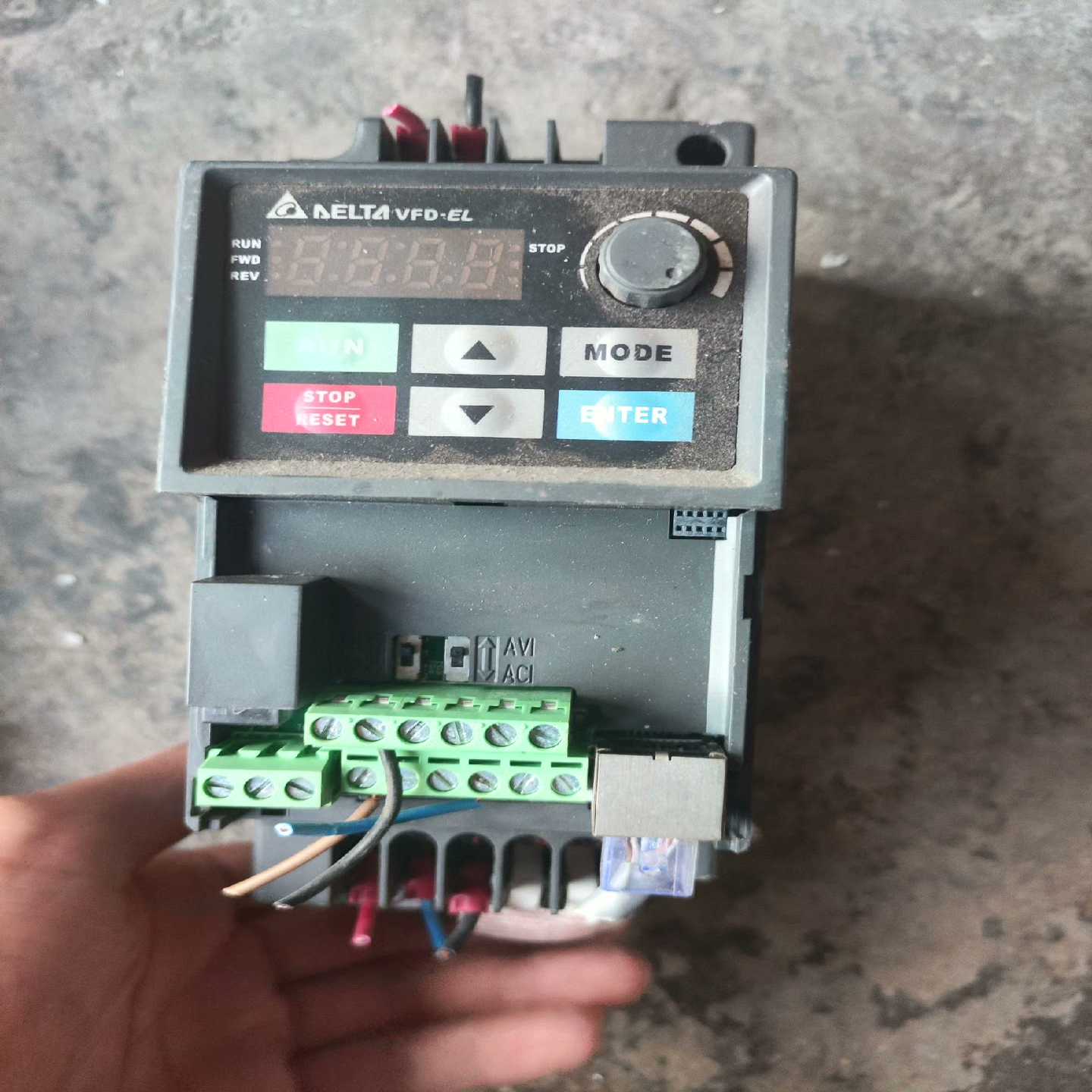 (询价)vfd007el21a变频器，的