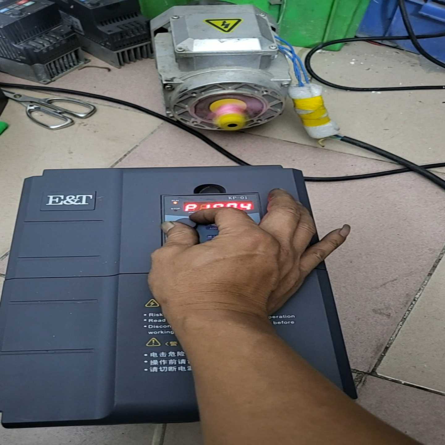 E&T变频器，型号TD80-015G/018P-4，380V询价