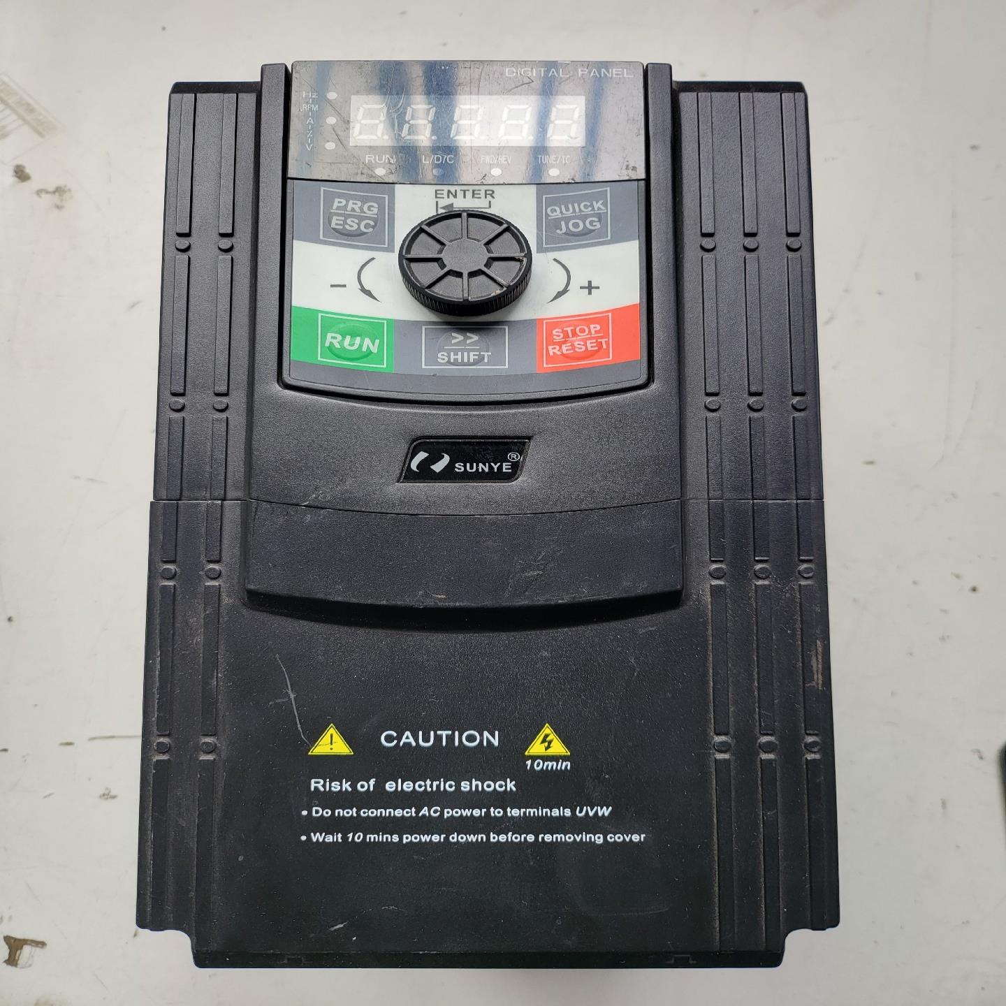 询价日业变频器7.5/9KWCM530H-4T7R5GB/9R