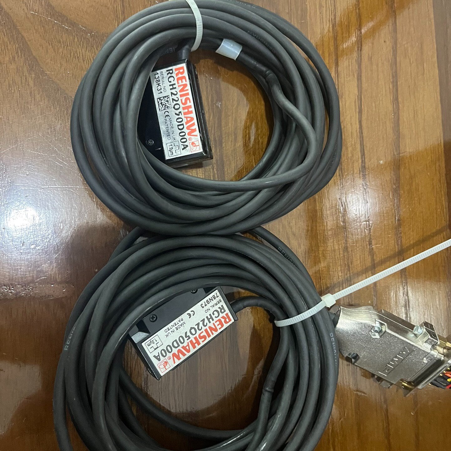 议价雷尼绍RGH22Q50D00A读数头1.0um现货2个5米线议价