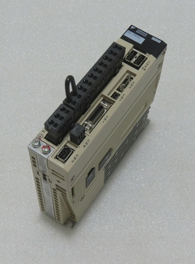 YASKAWASIGMA5UsedSGDV-1R6A15ASERVOPACK200WDRV-I-12509