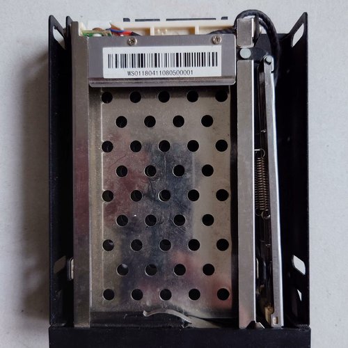 议价3.5吋盘位软驱位双2.5吋硬盘盒sata口使用正常