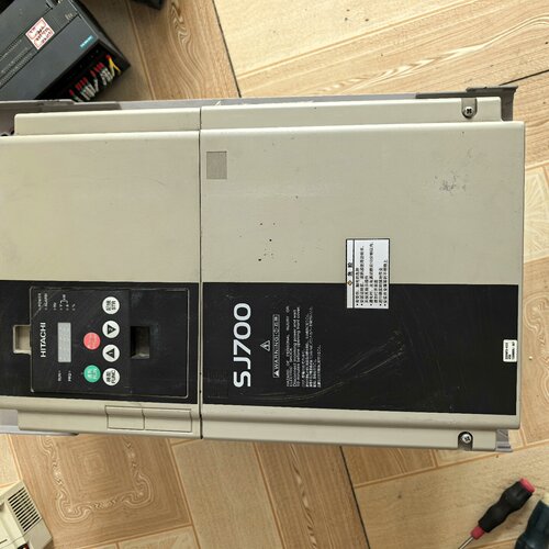 日立变频器SJ700220HFSKC3有10台-询