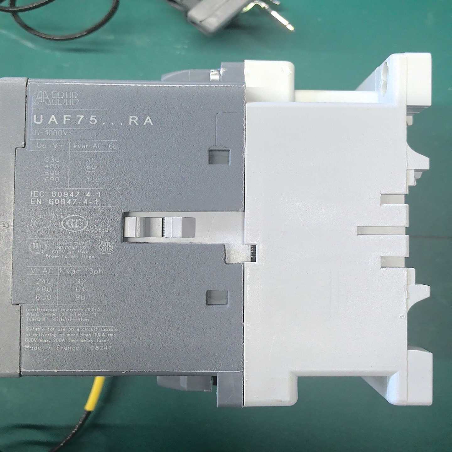 ABB切换电容器接触器UAF75-30-00RA100-2--议价商品