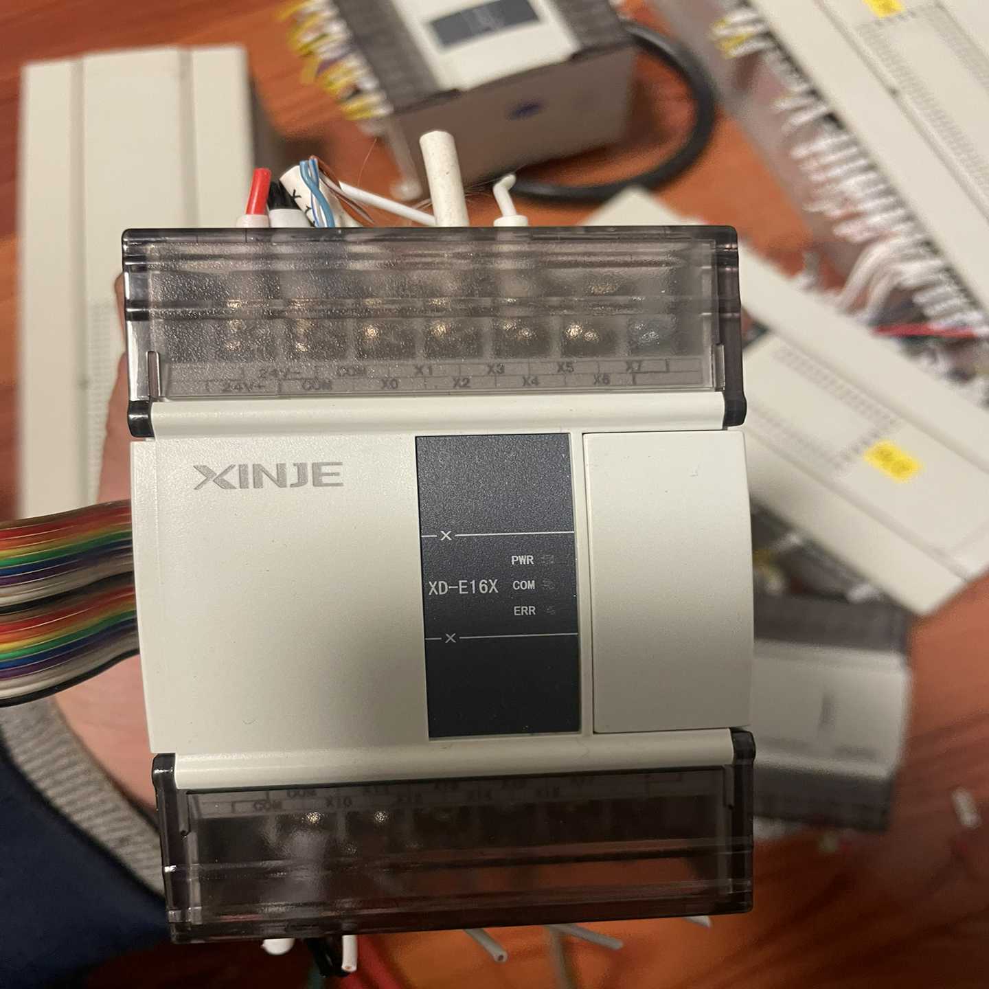 询价信捷plcXD-E16X，各3只，9.9新
