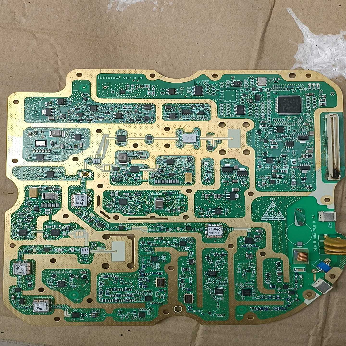 EMM5078HMC869H932STM32F103V