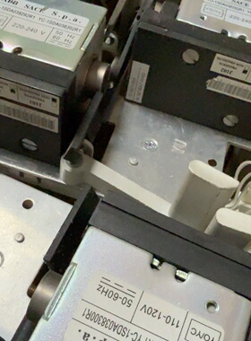 拍前询价：ABB框架断路器线圈型号YO1SDA038290R1来