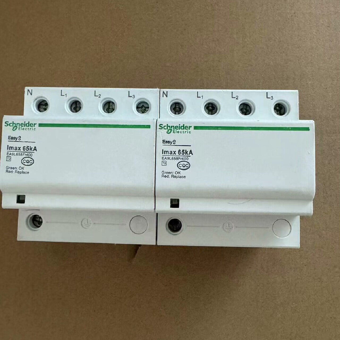 施耐德浪涌保护器Easy9，Imax 65KA，4P四极，型--议价商品