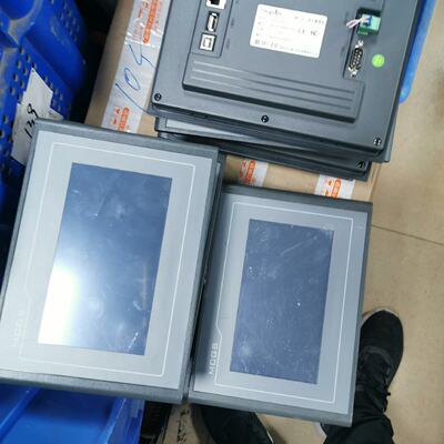【询价】昆仑通态7寸触摸屏，型号TPC7072GT，15台，带网适用