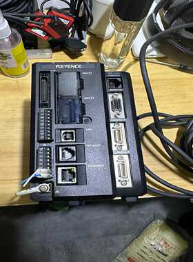 【星慕电子】基恩士视觉控制器XG-7001成色如图9成新  带5m线