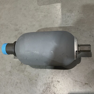 FREUDENBERG   TBR301NMEA  HYDRAULIC  ACCUMULATOR   3000PSI